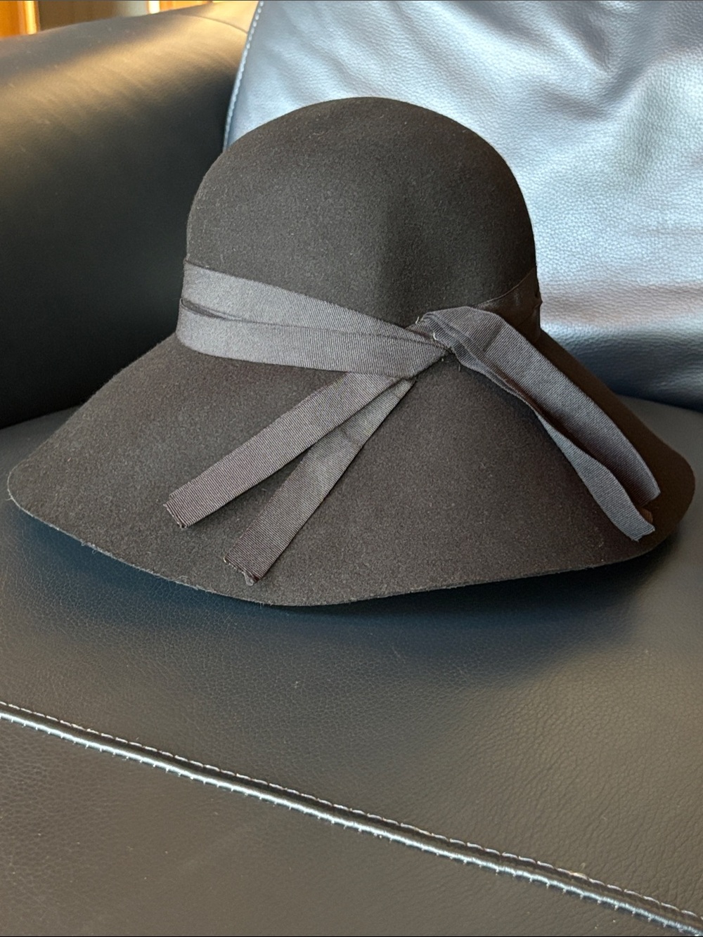 Lauren Ralph Lauren 100% Wool Black Wide-Brim Felt Hat with Ribbon Tie